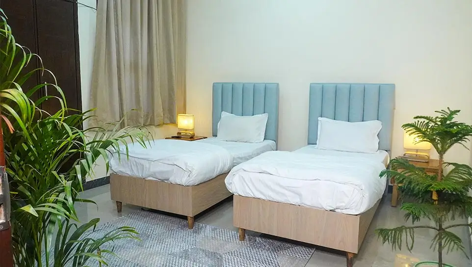 HOLISTIC LIVING CONDITIONS