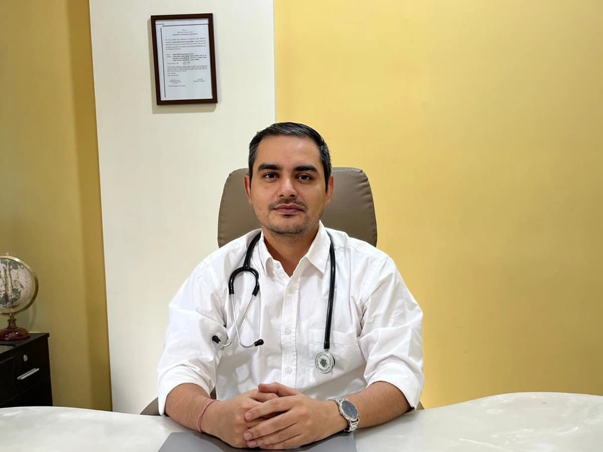 Dr. Himanshu Singh