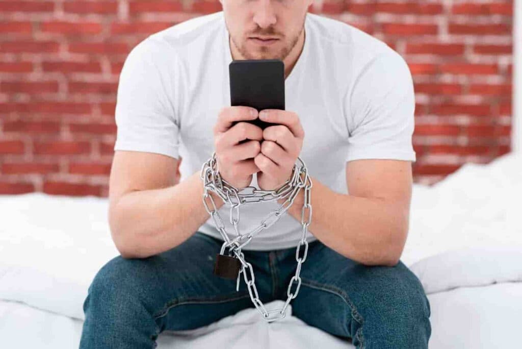 What is Smartphone Addiction