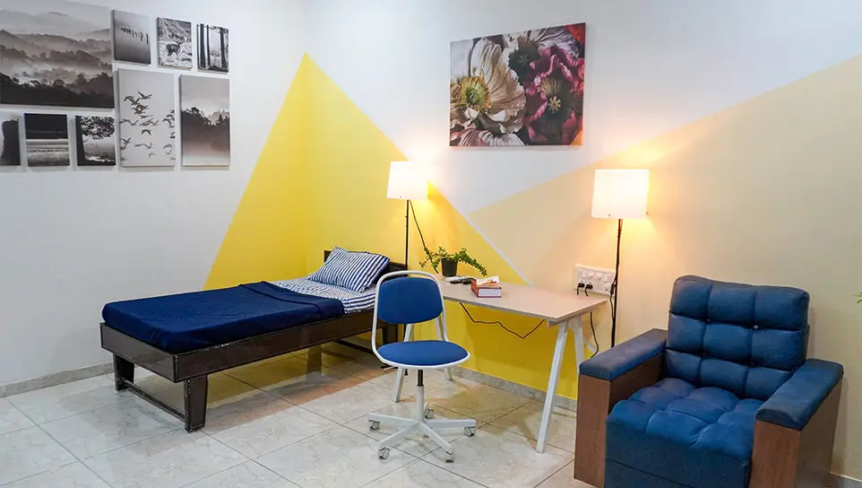 HOLISTIC LIVING CONDITIONS